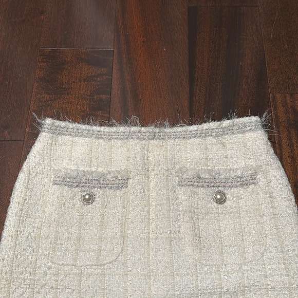 Beautiful Zara tweed shirkt - Picture 2 of 4